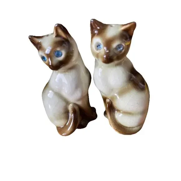 Vintage Siamese Cat Jewel Eyes Salt And Pepper Shakers Japan MCM - Picture 7 of 7